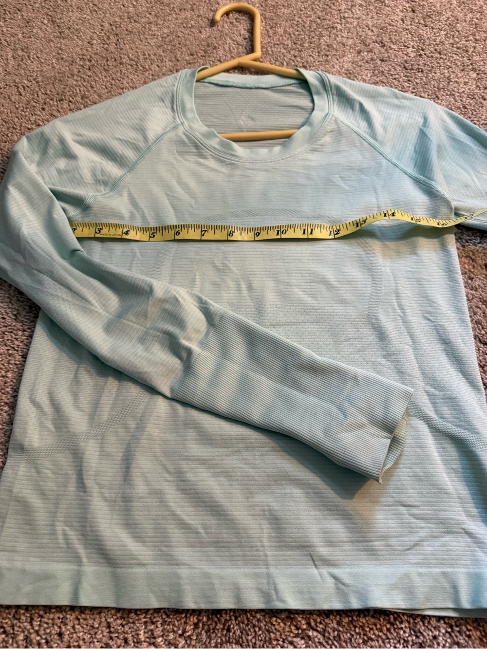 lululemon athletica Light Blue/Teal Long Sleeve Performance Tee